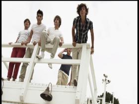 One Direction What Makes You Beautiful